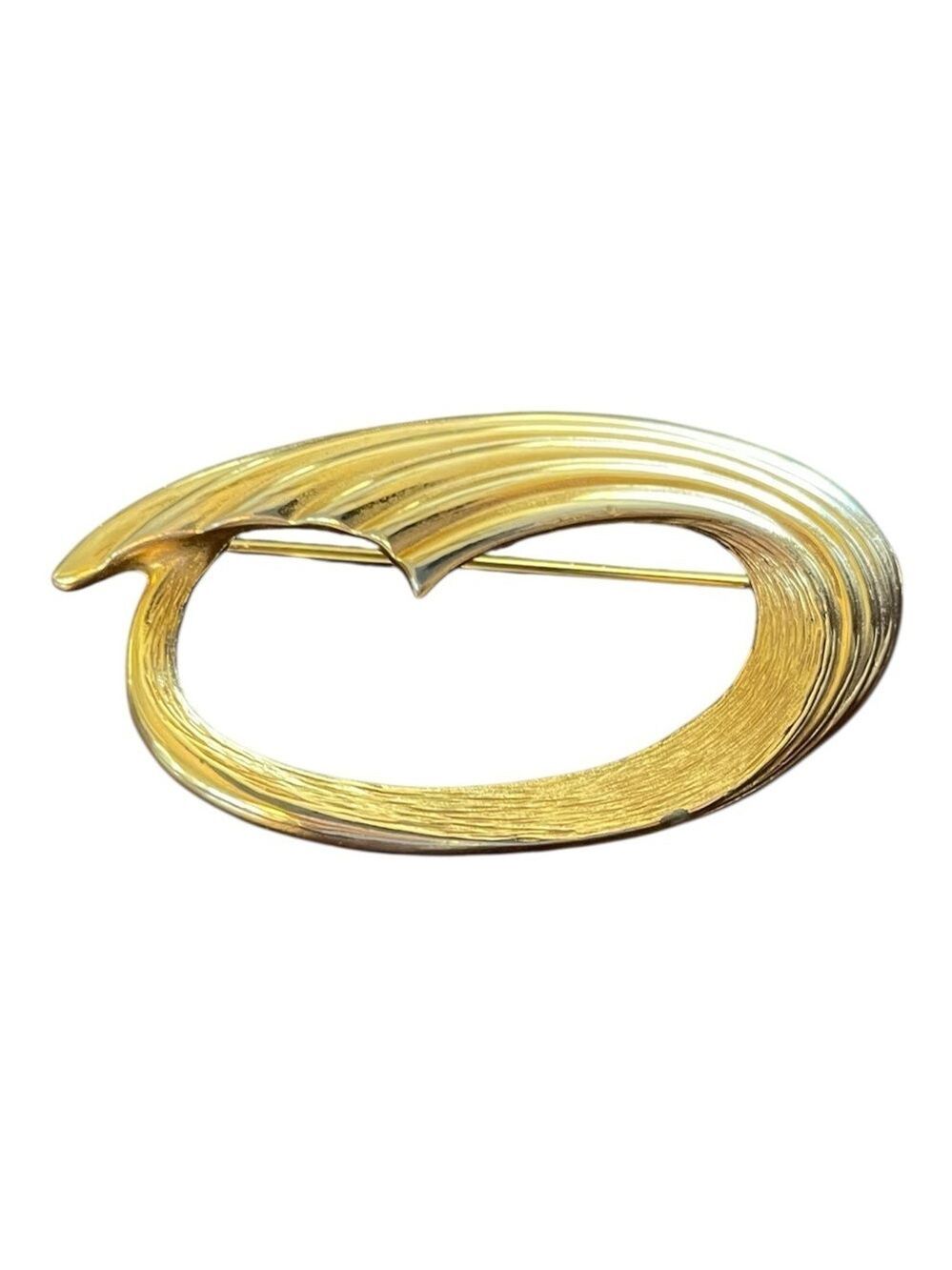 Piscitelli Vintage MCM Oval Heart Styled Brushed Gold Tone Brooch Made in USA